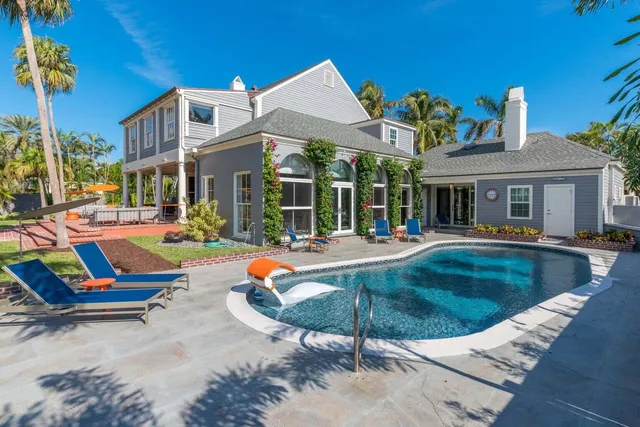 $150,000 | 15 South Lake Trail, Palm Beach, FL 33480