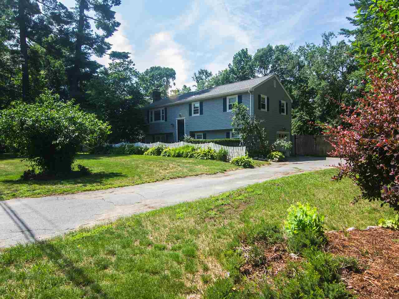 39 Old Coach Road Salem, NH 03079 - Photo 1 of 24