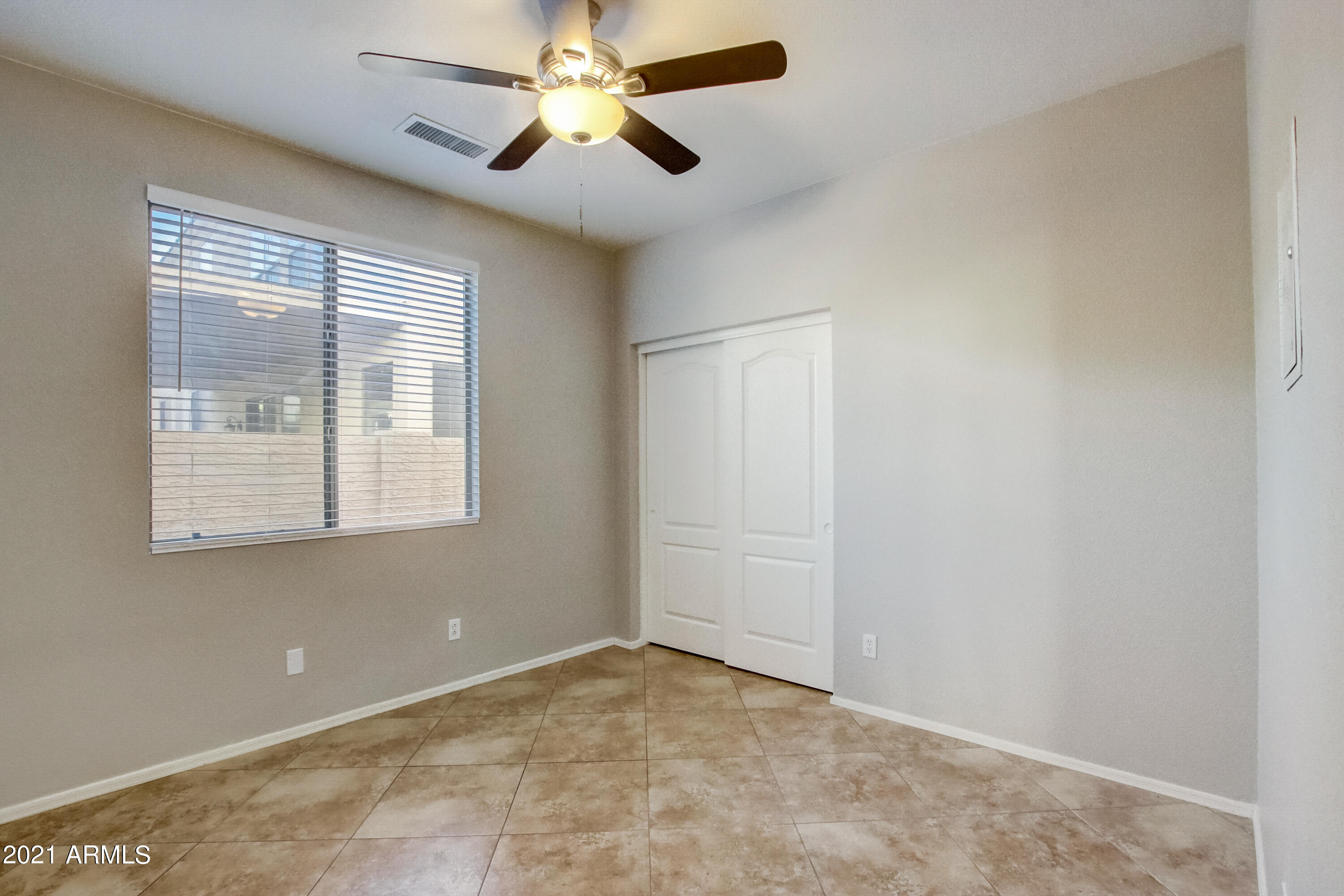 6430 West Hackamore Drive Phoenix, AZ 85083 - Photo 19 of 45 26-W Hackamore Dr-026