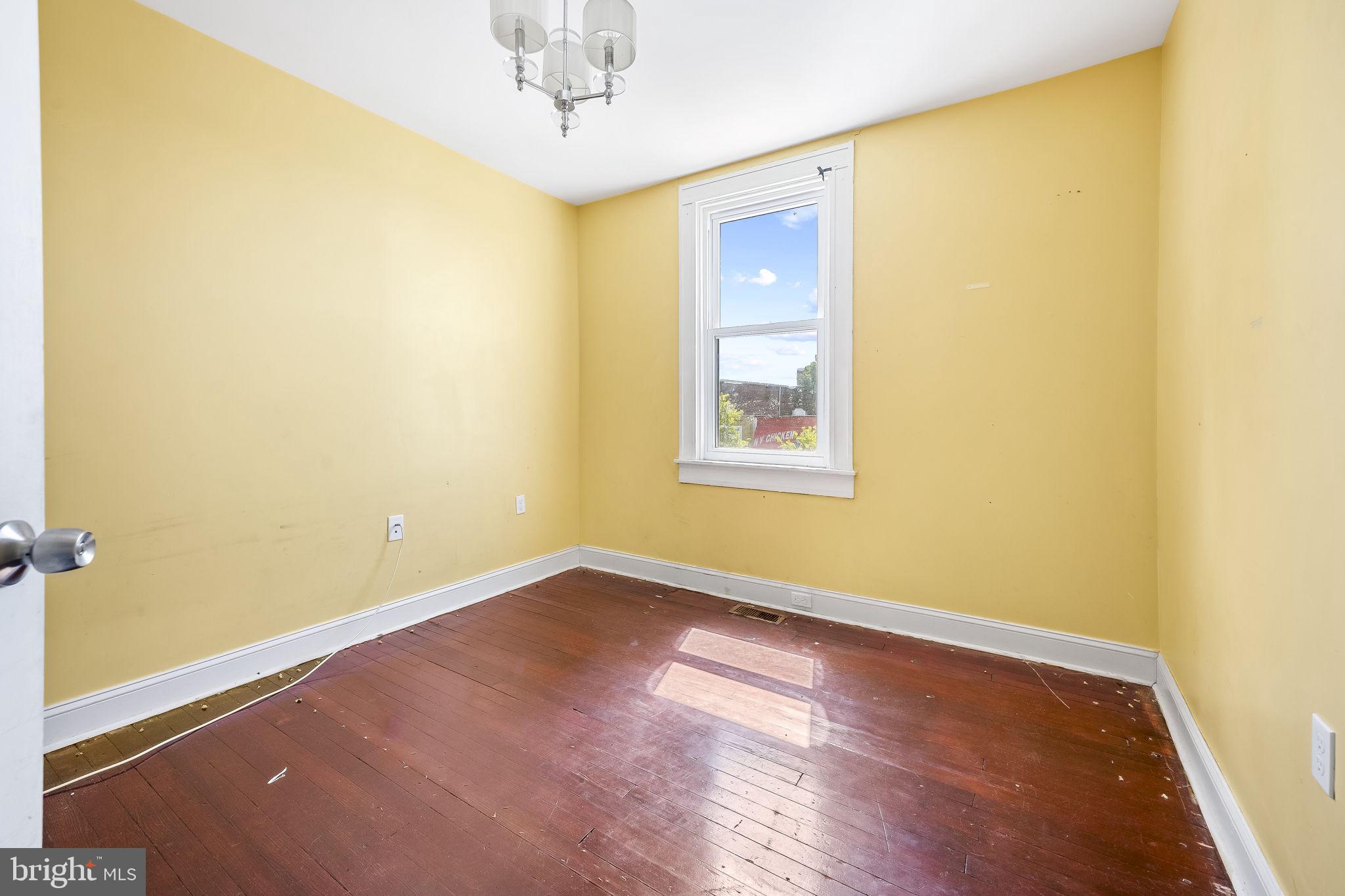 2882 Mayfield Avenue Baltimore, MD 21213 - Photo 16 of 23