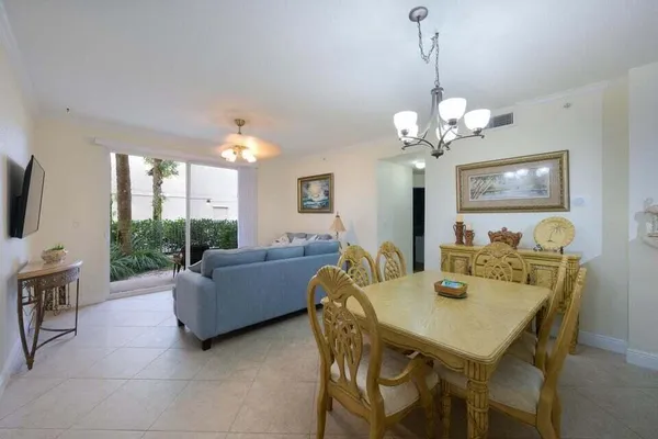 $3,000 | 1805 North Flagler Drive, Unit 107, West Palm Beach, FL 33407