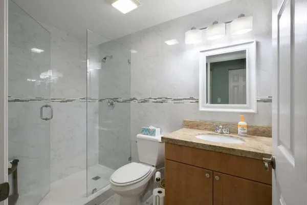 $3,000 | 1805 North Flagler Drive, Unit 107, West Palm Beach, FL 33407