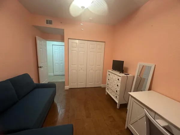 $3,000 | 1805 North Flagler Drive, Unit 107, West Palm Beach, FL 33407