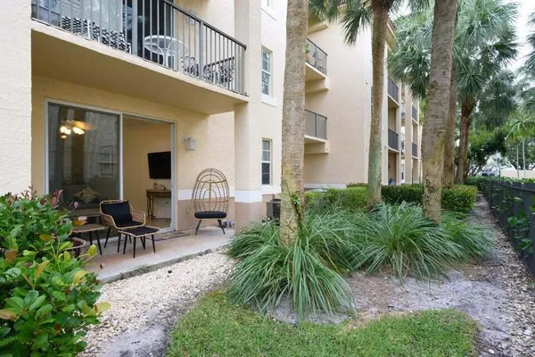 $3,000 | 1805 North Flagler Drive, Unit 107, West Palm Beach, FL 33407