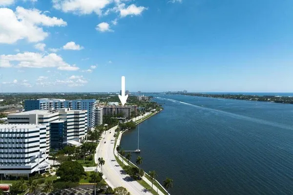 $3,000 | 1805 North Flagler Drive, Unit 107, West Palm Beach, FL 33407