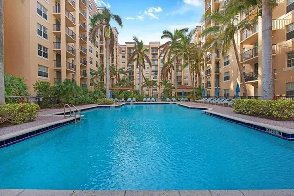 $3,000 | 1805 North Flagler Drive, Unit 107, West Palm Beach, FL 33407