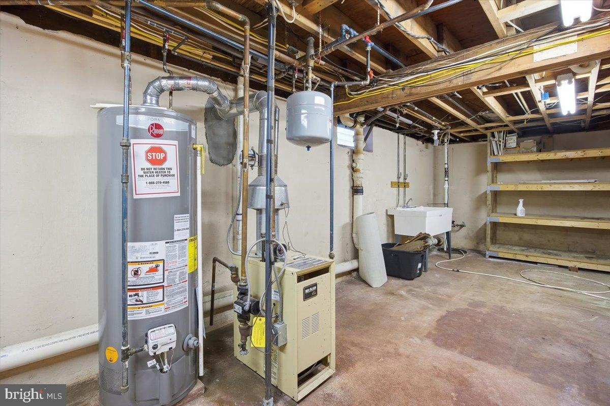 501 Windover Road Hatboro, PA 19040 - Photo 39 of 41 Functional utility space