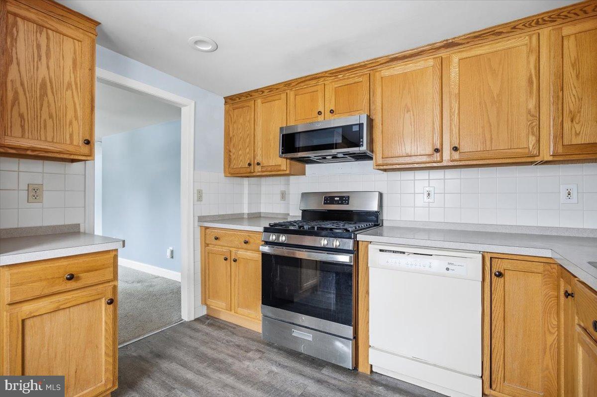 501 Windover Road Hatboro, PA 19040 - Photo 7 of 41