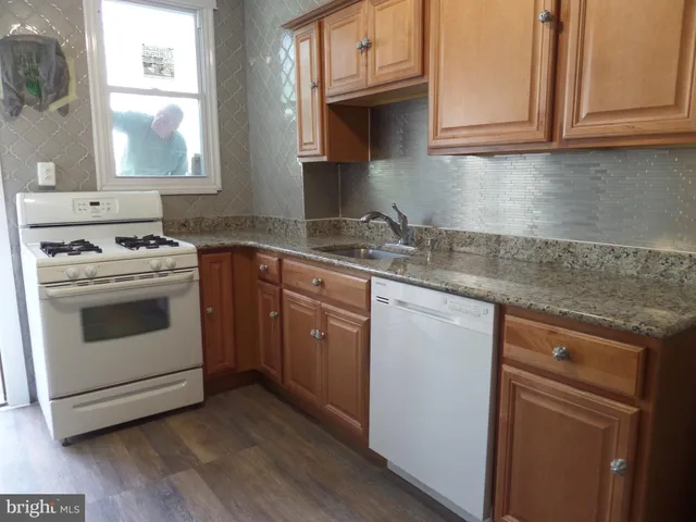 $300,000 | 627 Arbor Road, Cheltenham, PA 19012