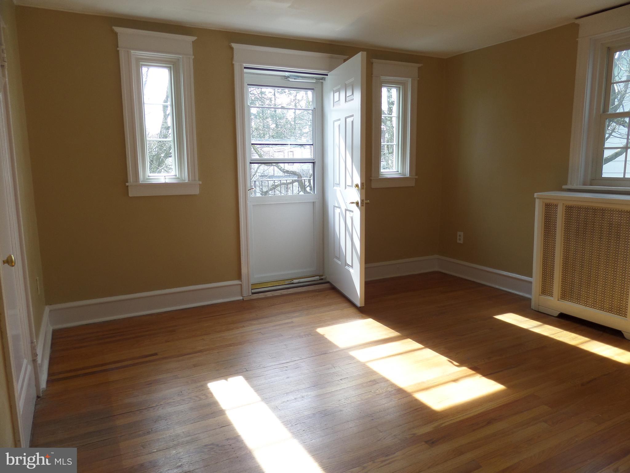 627 Arbor Road Cheltenham, PA 19012 - Photo 8 of 16 Master Bedroom