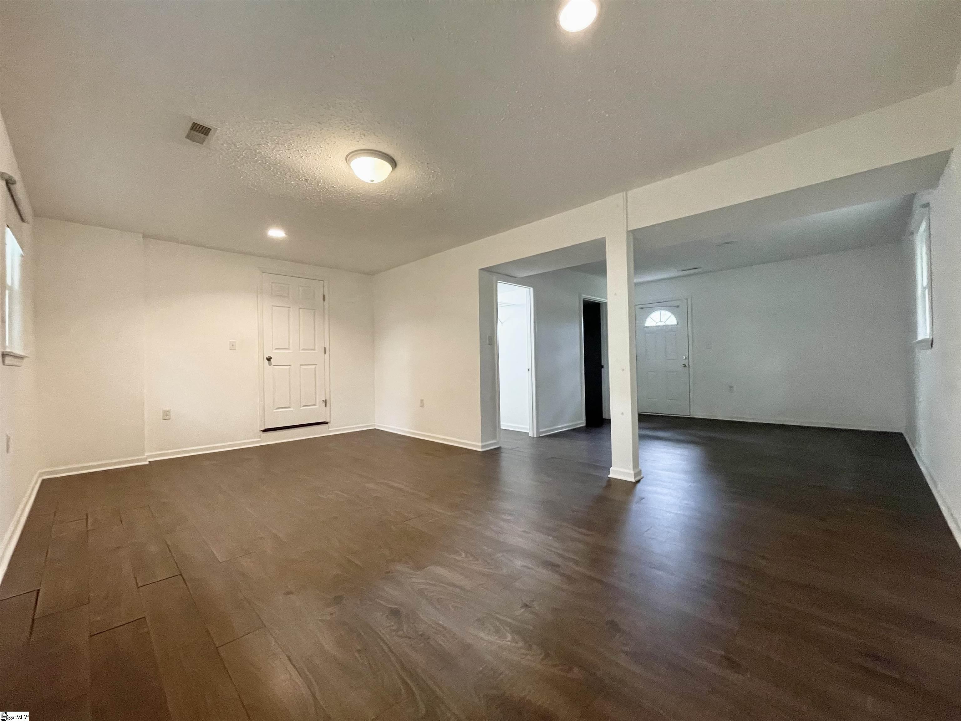 301 Jamestown Road Easley, SC 29640 - Photo 15 of 19
