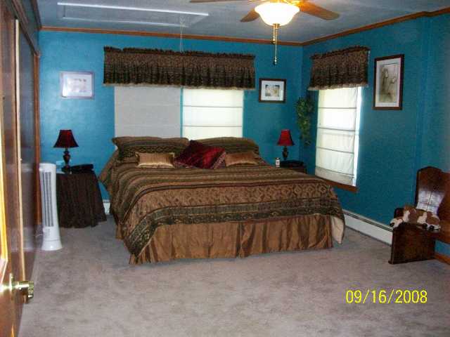 1072 Spring Bay Road East Peoria, IL 61611 - Photo 7 of 8 Gallery Image 7
