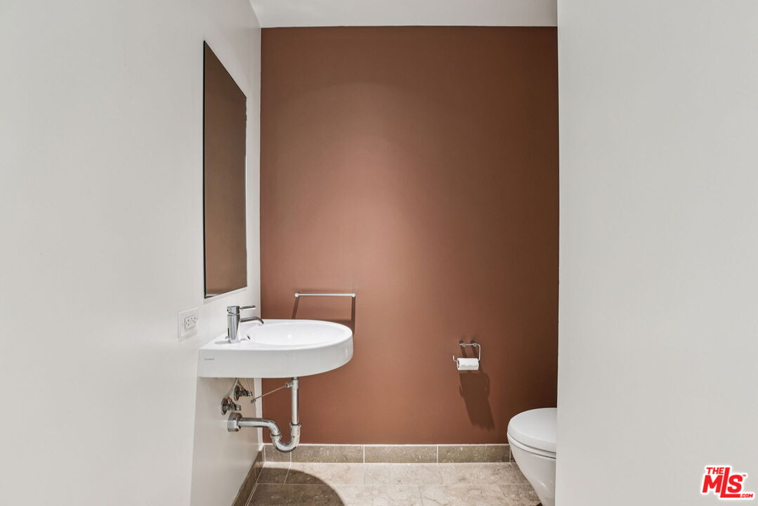 6250 Hollywood Boulevard, Unit 5A Los Angeles, CA 90028 - Photo 15 of 45