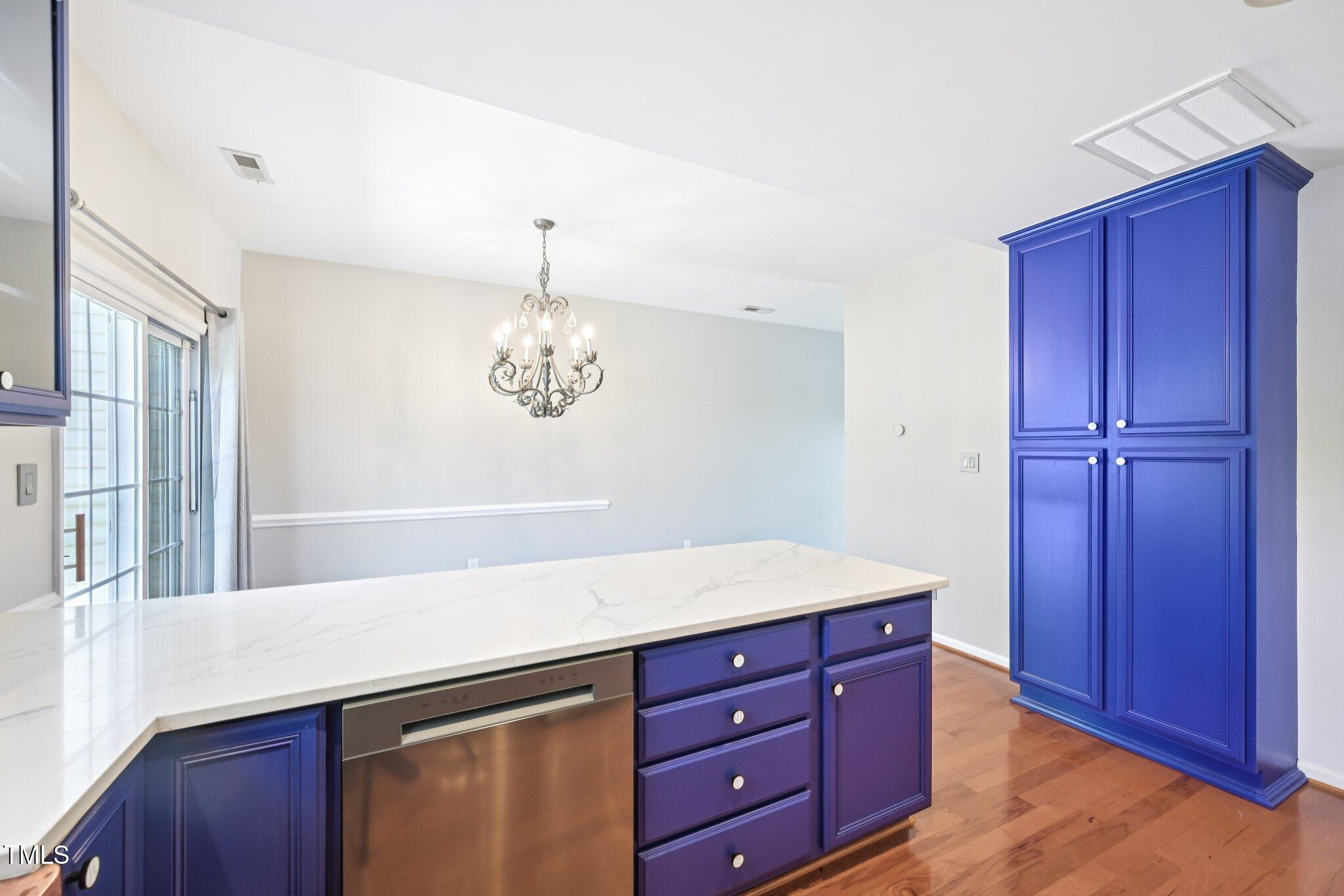 2101 Piney Brook Road, Unit 102 Raleigh, NC 27614 - Photo 6 of 28 15-web-or-mls-Piney Brook Rd-2006-015