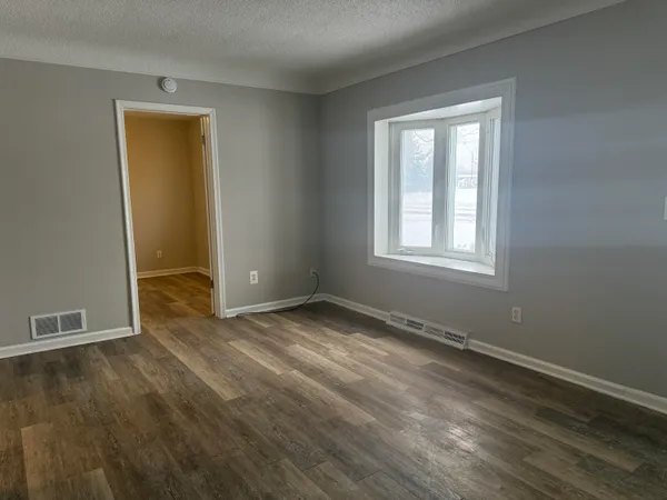 $150,000 | 6237 Inkster Road, Taylor, MI 48180