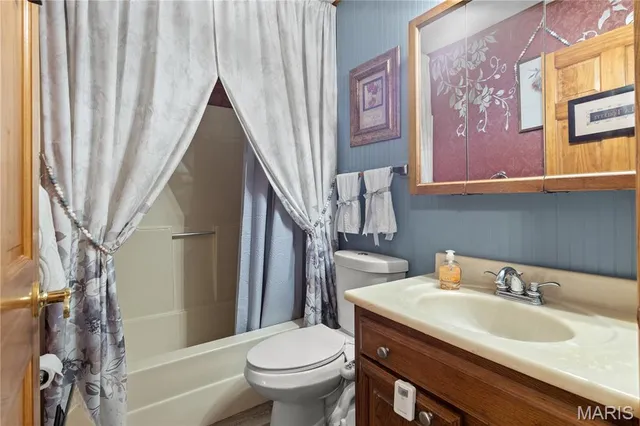 $599,000 | 213 Lincoln Lane, Winfield, MO 63389