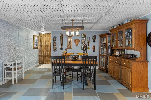 $589,000 | 213 Lincoln Lane, Winfield, MO 63389