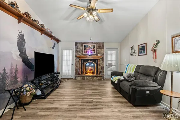 $589,000 | 213 Lincoln Lane, Winfield, MO 63389