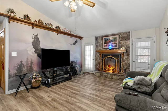 $599,000 | 213 Lincoln Lane, Winfield, MO 63389