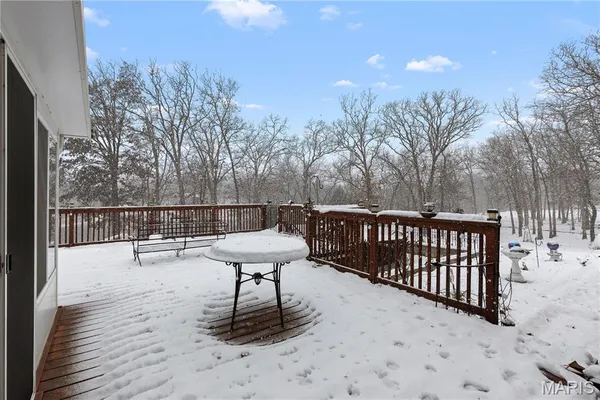 $589,000 | 213 Lincoln Lane, Winfield, MO 63389