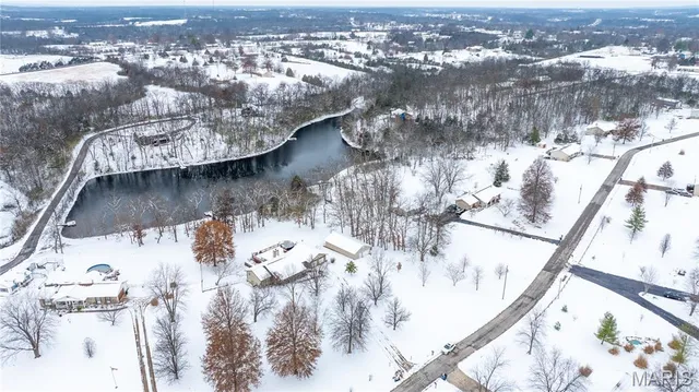 $599,000 | 213 Lincoln Lane, Winfield, MO 63389