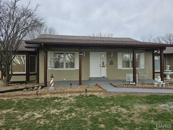 $589,000 | 213 Lincoln Lane, Winfield, MO 63389