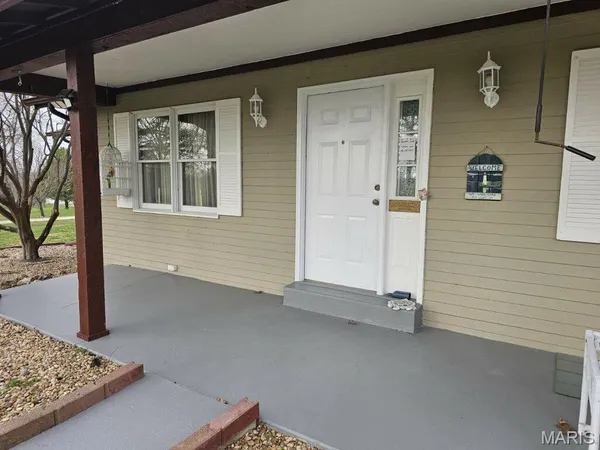 $589,000 | 213 Lincoln Lane, Winfield, MO 63389