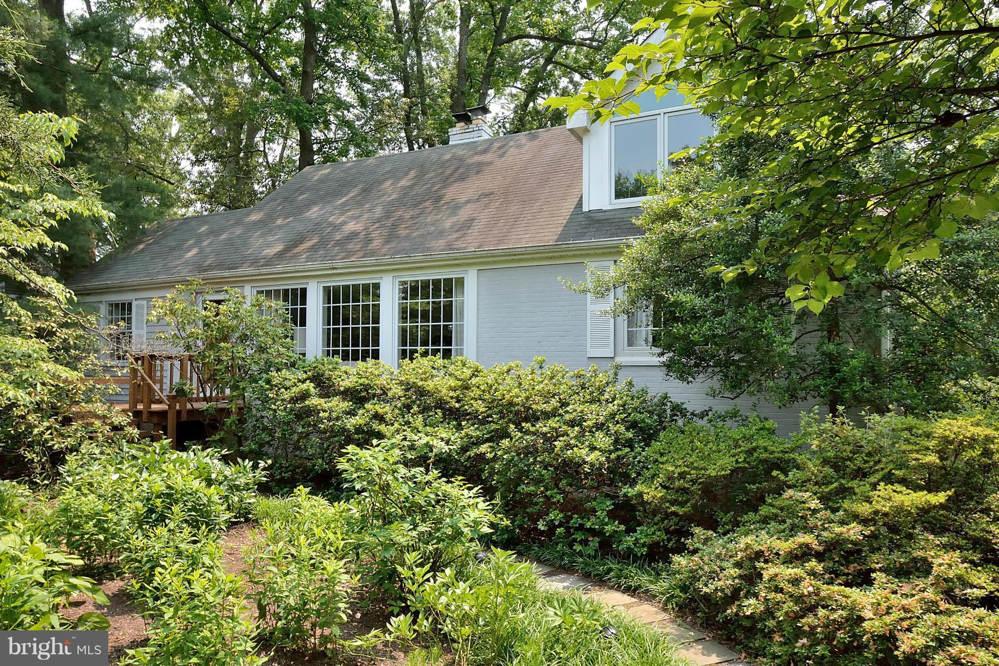 8020 Washington Road Alexandria, VA 22308 - Photo 1 of 20 Exterior (Front)
