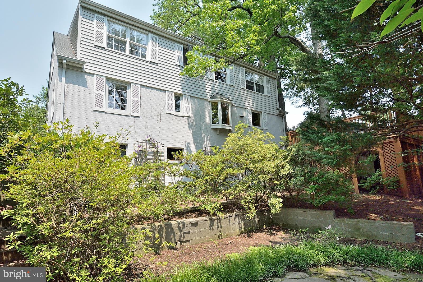8020 Washington Road Alexandria, VA 22308 - Photo 20 of 20 Exterior (Rear)