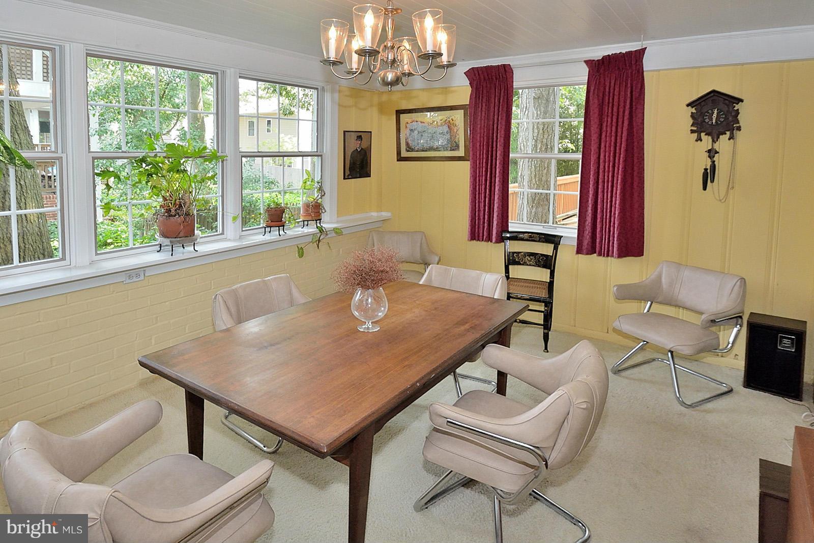 8020 Washington Road Alexandria, VA 22308 - Photo 6 of 20 Dining Room