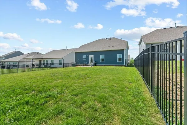 $439,000 | 613 Cedar Brk Drive, White House, TN 37188