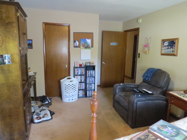 1549 Mill Street Pulaski, TN 38478 - Photo 15 of 24 a living room with furniture and a couch