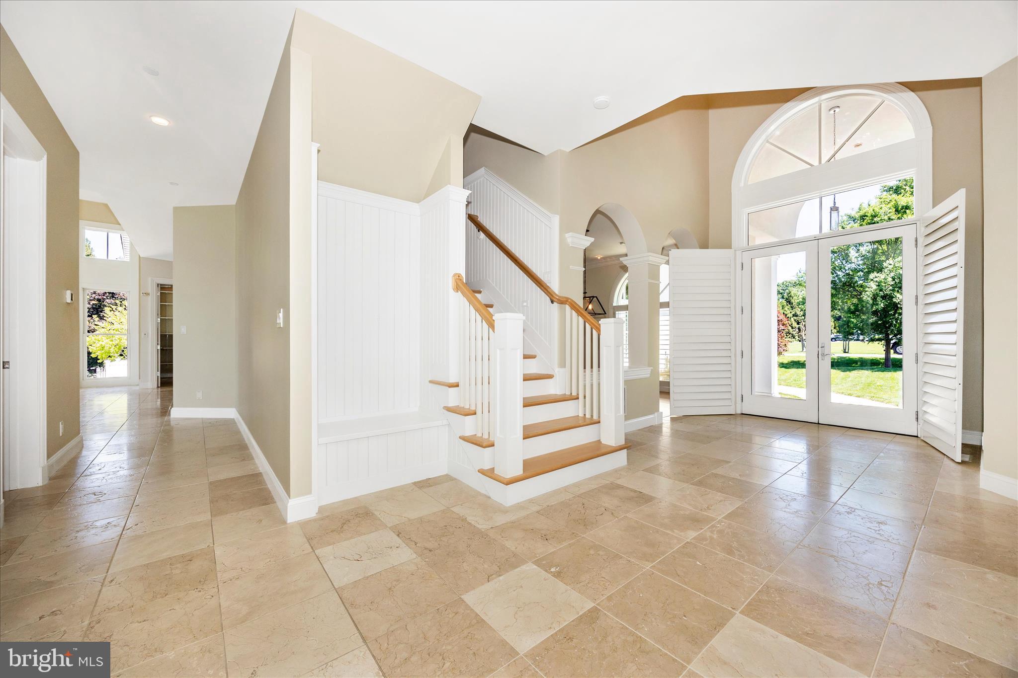 21612 Ripplemead Drive Gaithersburg, MD 20882 - Photo 46 of 129 Stairs off Kitchen