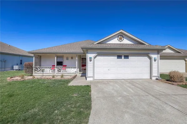$278,000 | 702 Twilight Court, Raymore, MO 64083