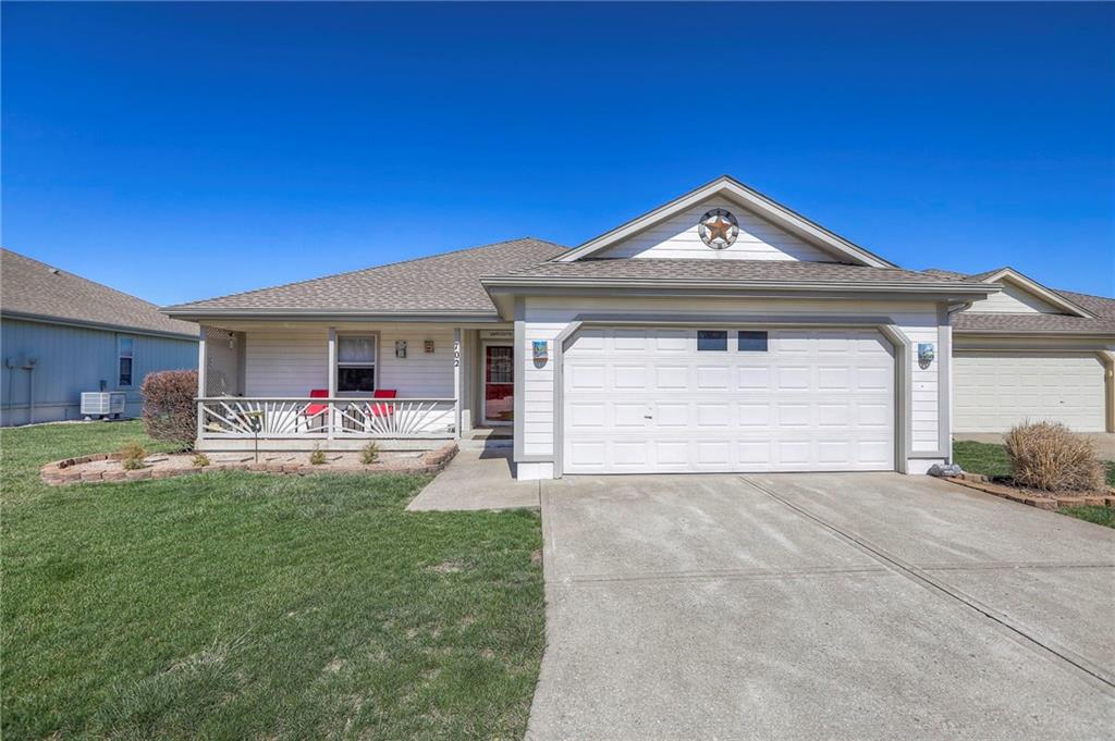 702 Twilight Court Raymore, MO 64083 - Photo 1 of 25