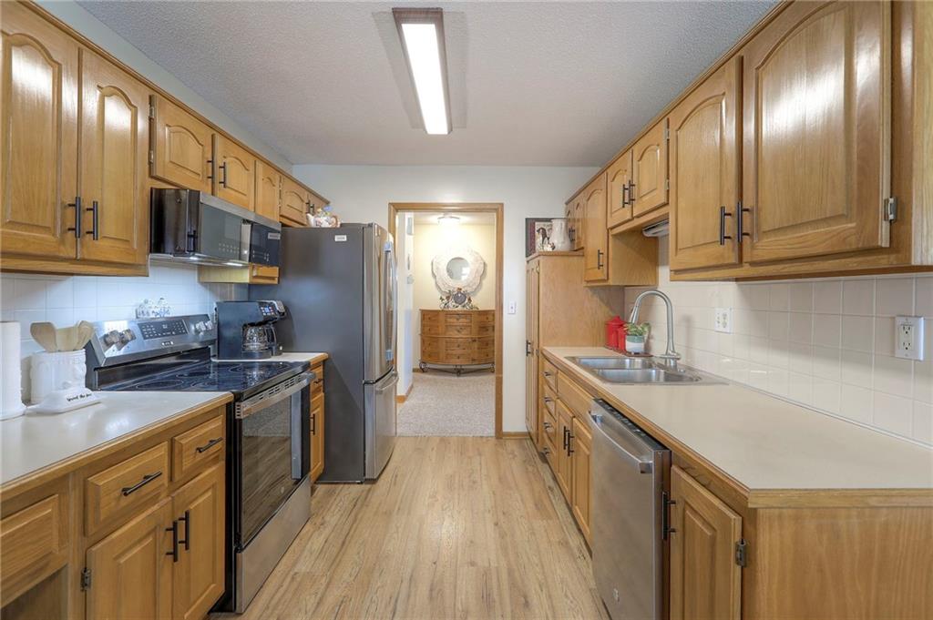 702 Twilight Court Raymore, MO 64083 - Photo 8 of 25