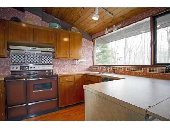 33 Mountain View Road Winhall, VT 05340 - Photo 5 of 10 Gallery Image 5