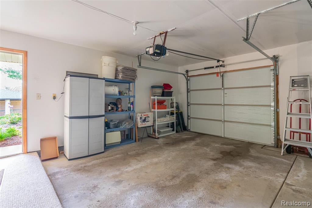975 Wexford Way Rochester Hills, MI 48307 - Photo 27 of 30