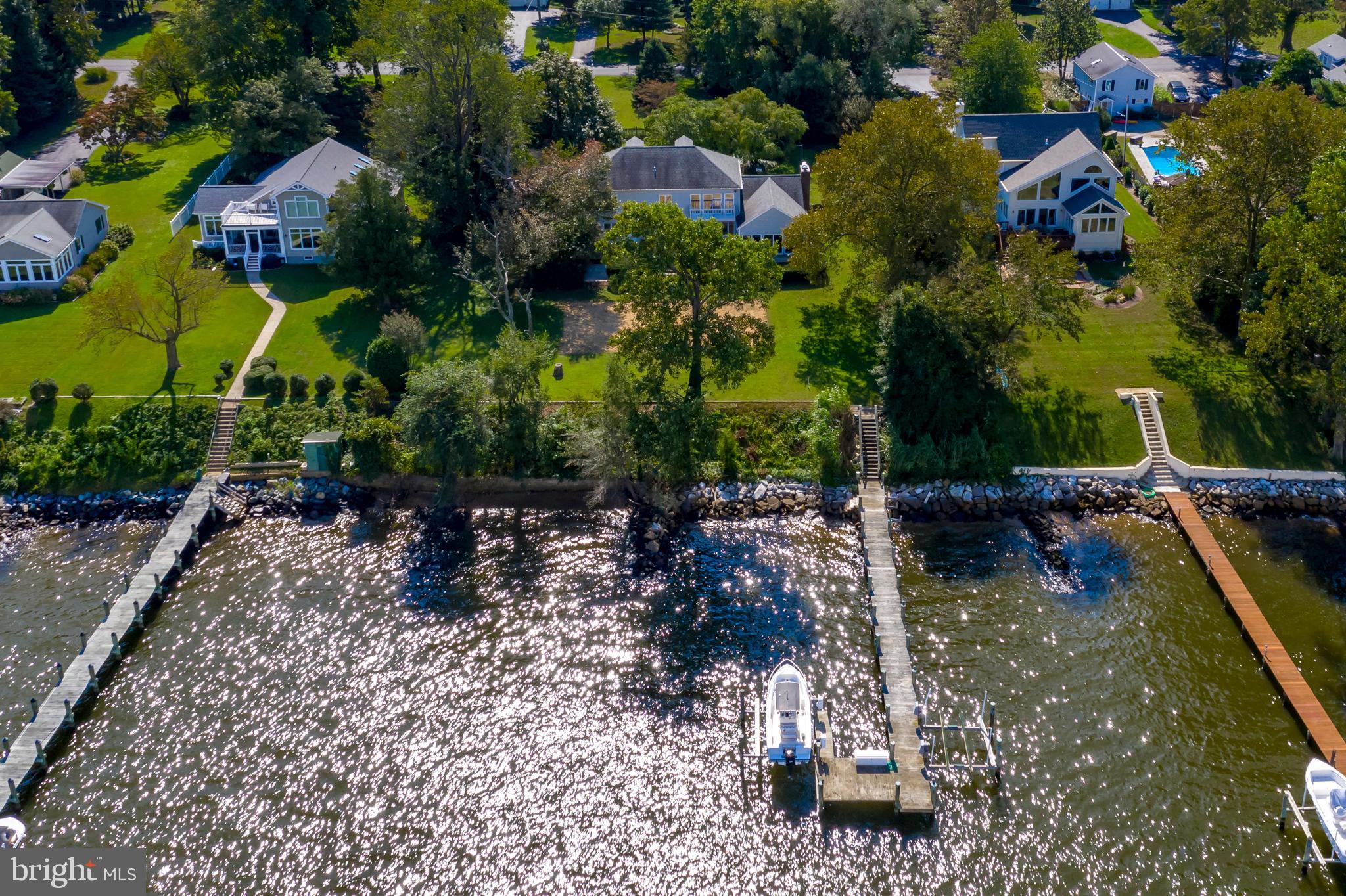 1094 River Bay Road Annapolis, MD 21409 - Photo 92 of 101 100 ft pier and 2 boat lifts & 3 MLW on Magothy