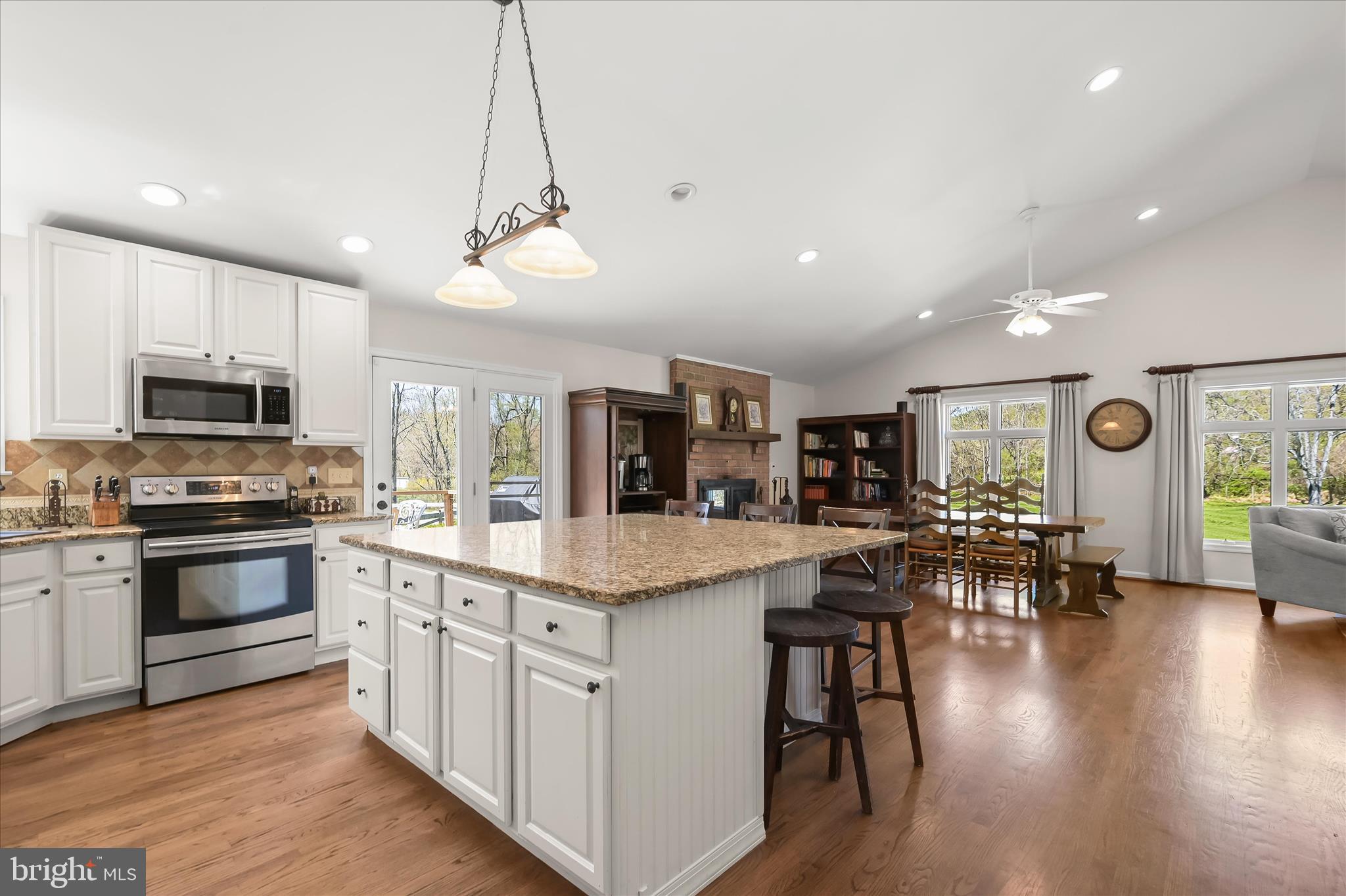 14289 Old Frederick Road Cooksville, MD 21723 - Photo 18 of 100 Kitchen