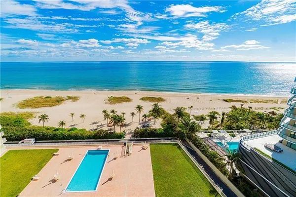 $689,999 | 750 North Ocean Boulevard, Unit 1704, Pompano Beach, FL 33062