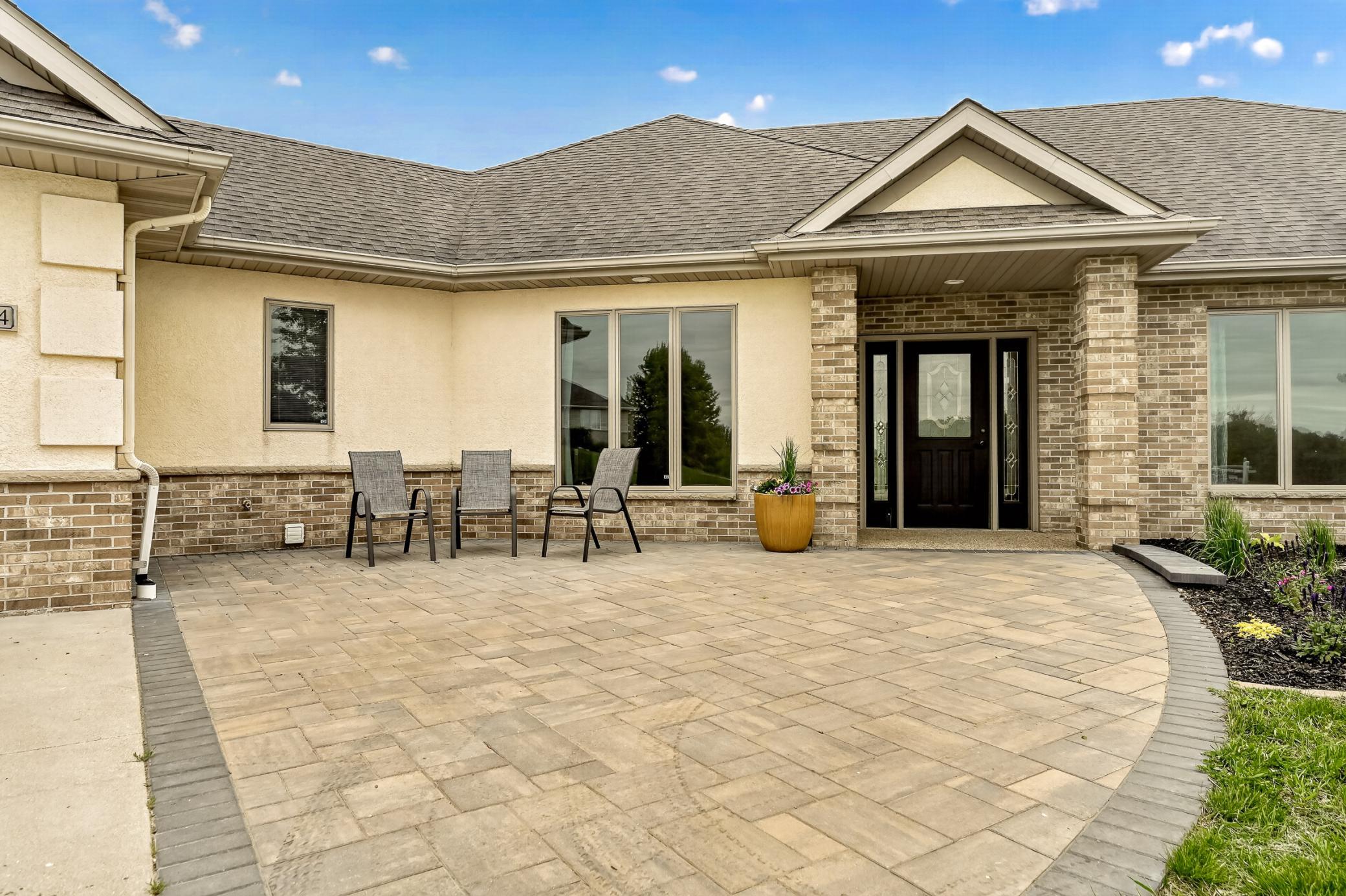 8594 Gossman Lane Northwest Rochester, MN 55901 - Photo 2 of 52