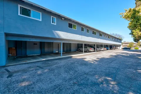 a view of a yard in front of a house