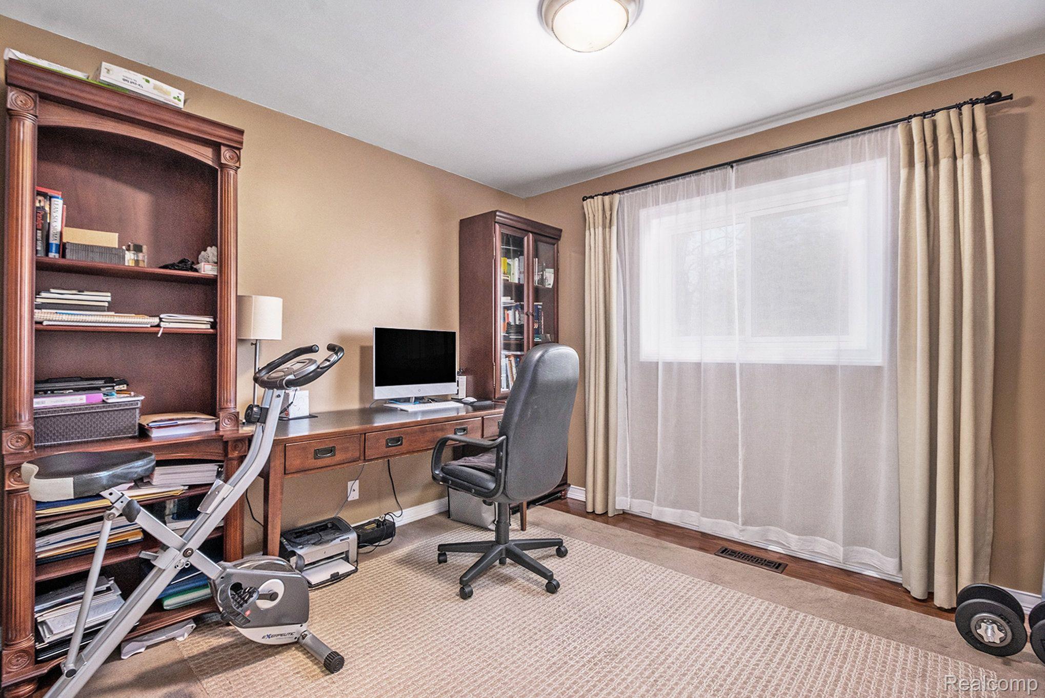 4585 Pickering Road Bloomfield Hills, MI 48301 - Photo 26 of 36 Gallery Image 26