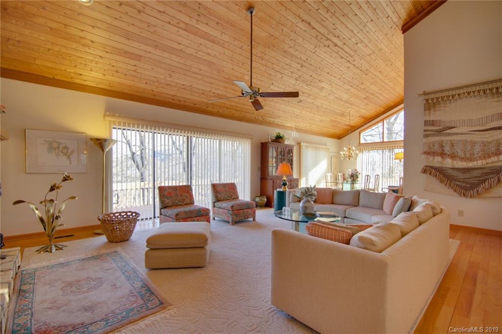 157 Blue Bird Road, Unit 65 Lake Lure, NC 28746 - Photo 5 of 34 Gallery Image 5