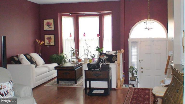 4302 Huntshire Road Randallstown, MD 21133 - Photo 3 of 11 Living Room