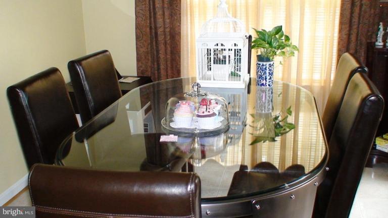 4302 Huntshire Road Randallstown, MD 21133 - Photo 8 of 11 Dining Area