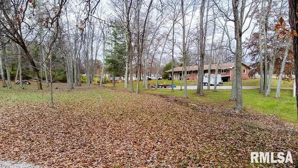$385,000 | 439 East Glenwood Avenue, Olney, IL 62450