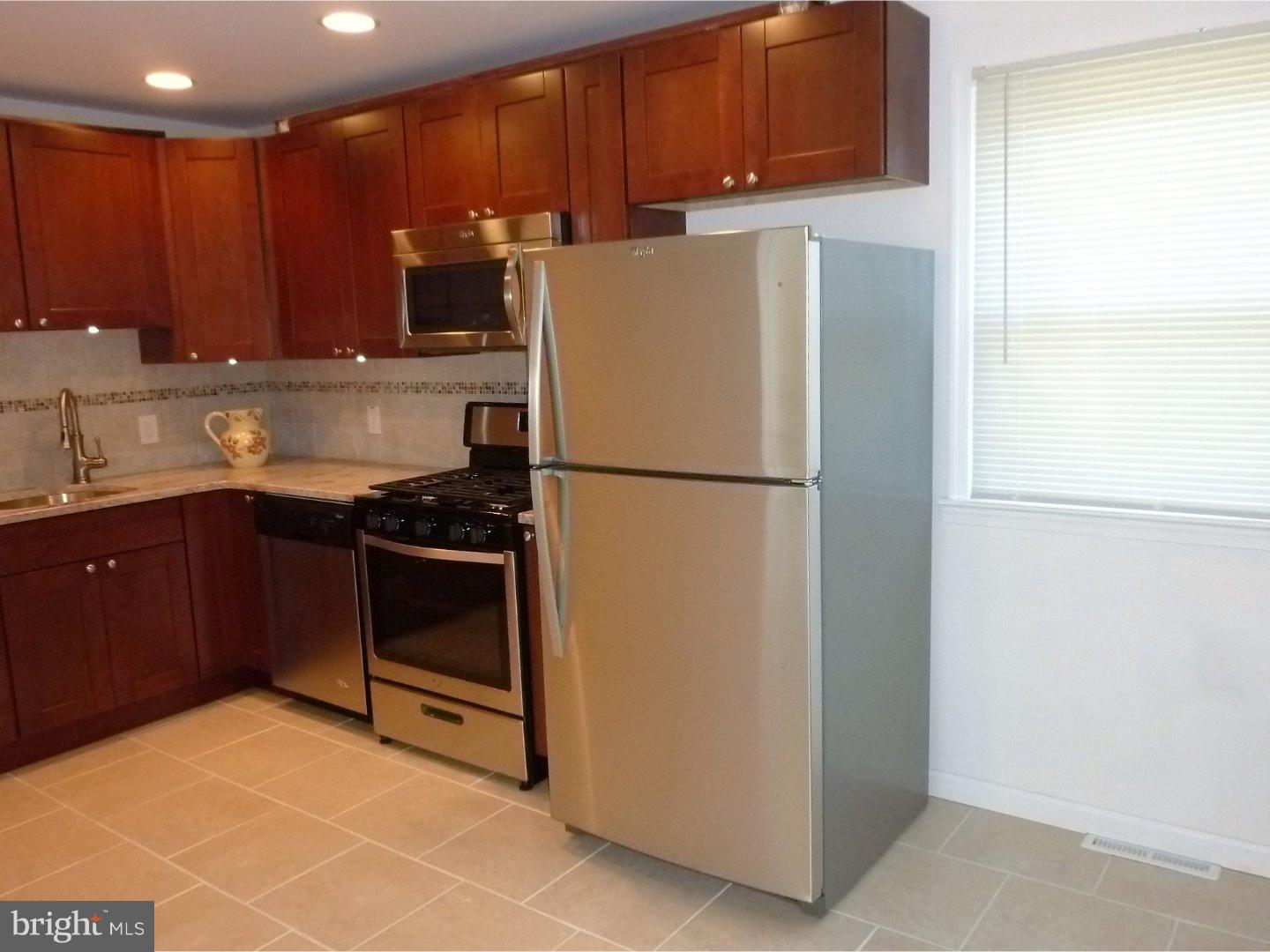 409 Flanders Road Burlington, NJ 08016 - Photo 6 of 20 Gallery Image 6