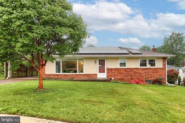 $3,000 | 83 Hillside Circle, Camp Hill, PA 17011